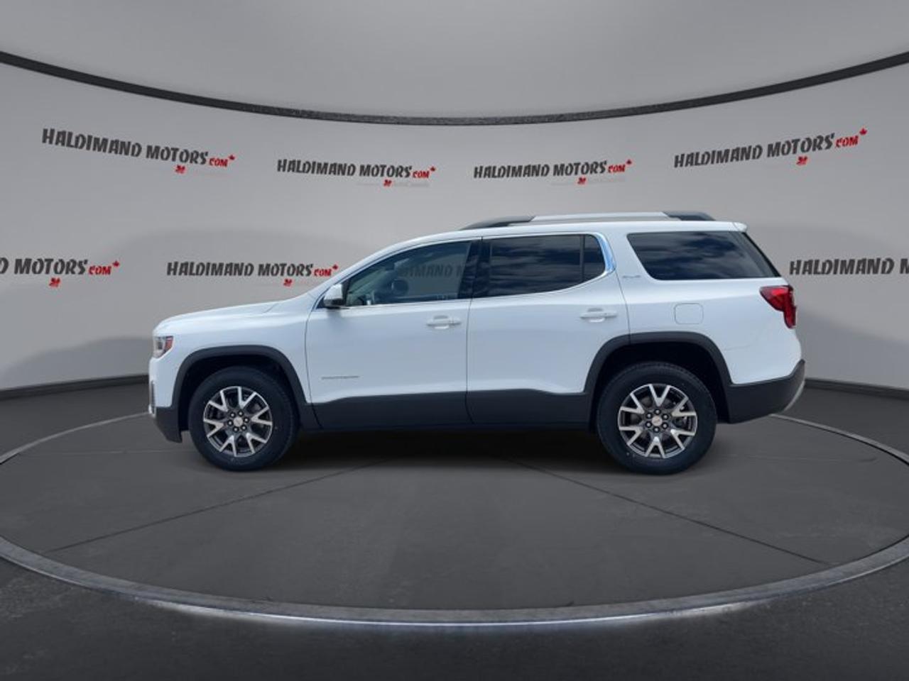 2022 GMC Acadia SLE AWD | No Accidents Photo4