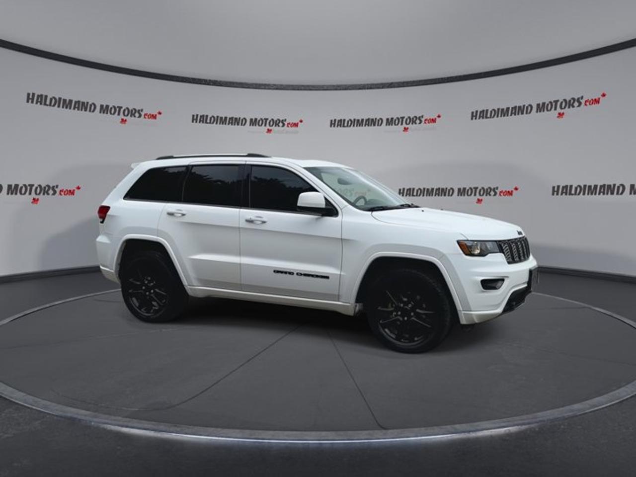 2019 Jeep Grand Cherokee Altitude 4x4 | No Accidents | Sunroof Photo