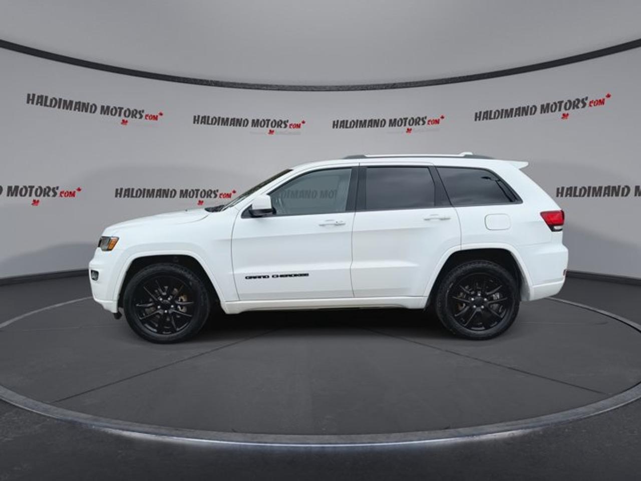 2019 Jeep Grand Cherokee Altitude 4x4 | No Accidents | Sunroof Photo