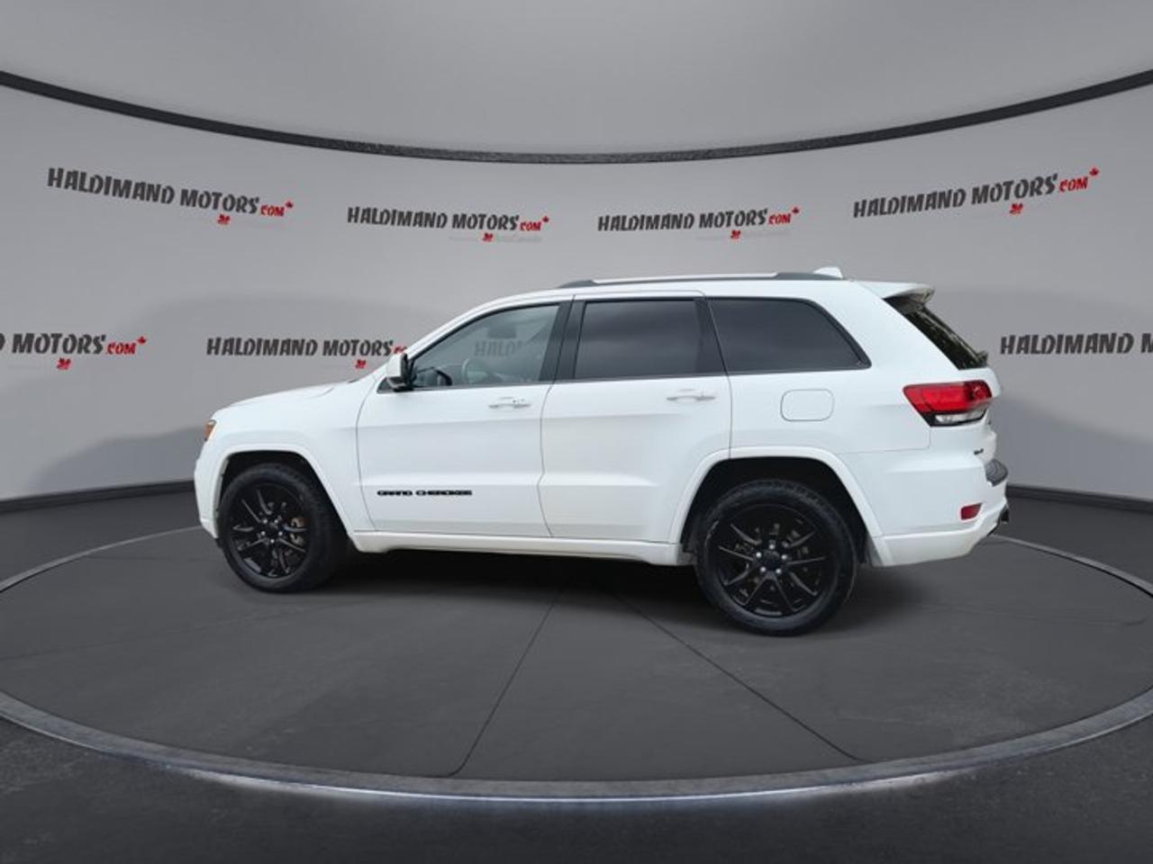2019 Jeep Grand Cherokee Altitude 4x4 | No Accidents | Sunroof Photo