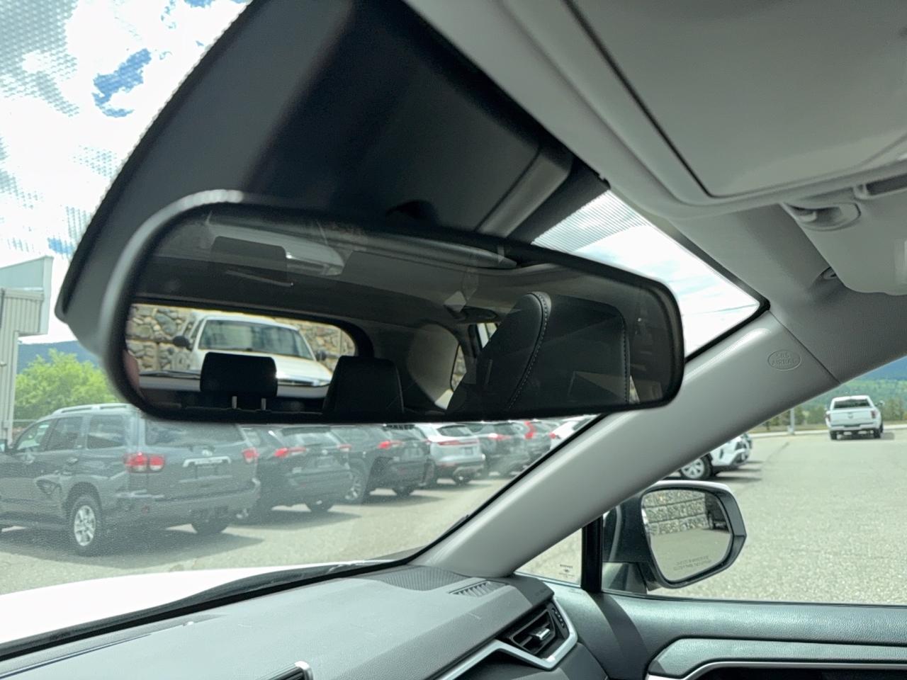 2019 Toyota RAV4 XLE Premium Photo