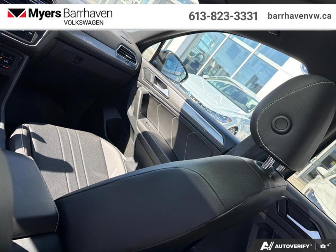 2022 Volkswagen Tiguan Comfortline R-Line Black Edition Photo