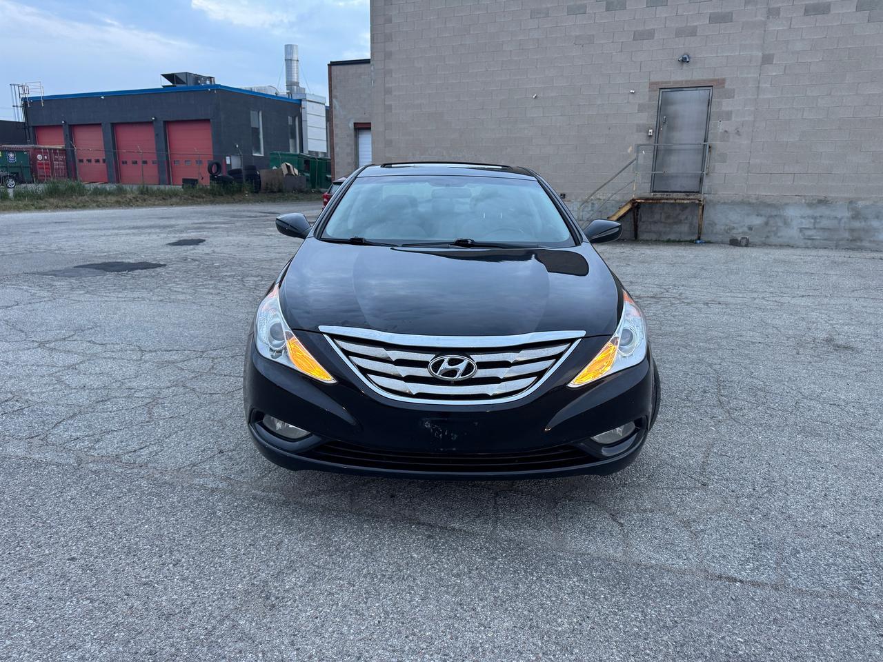 2013 Hyundai Sonata GLS Photo1