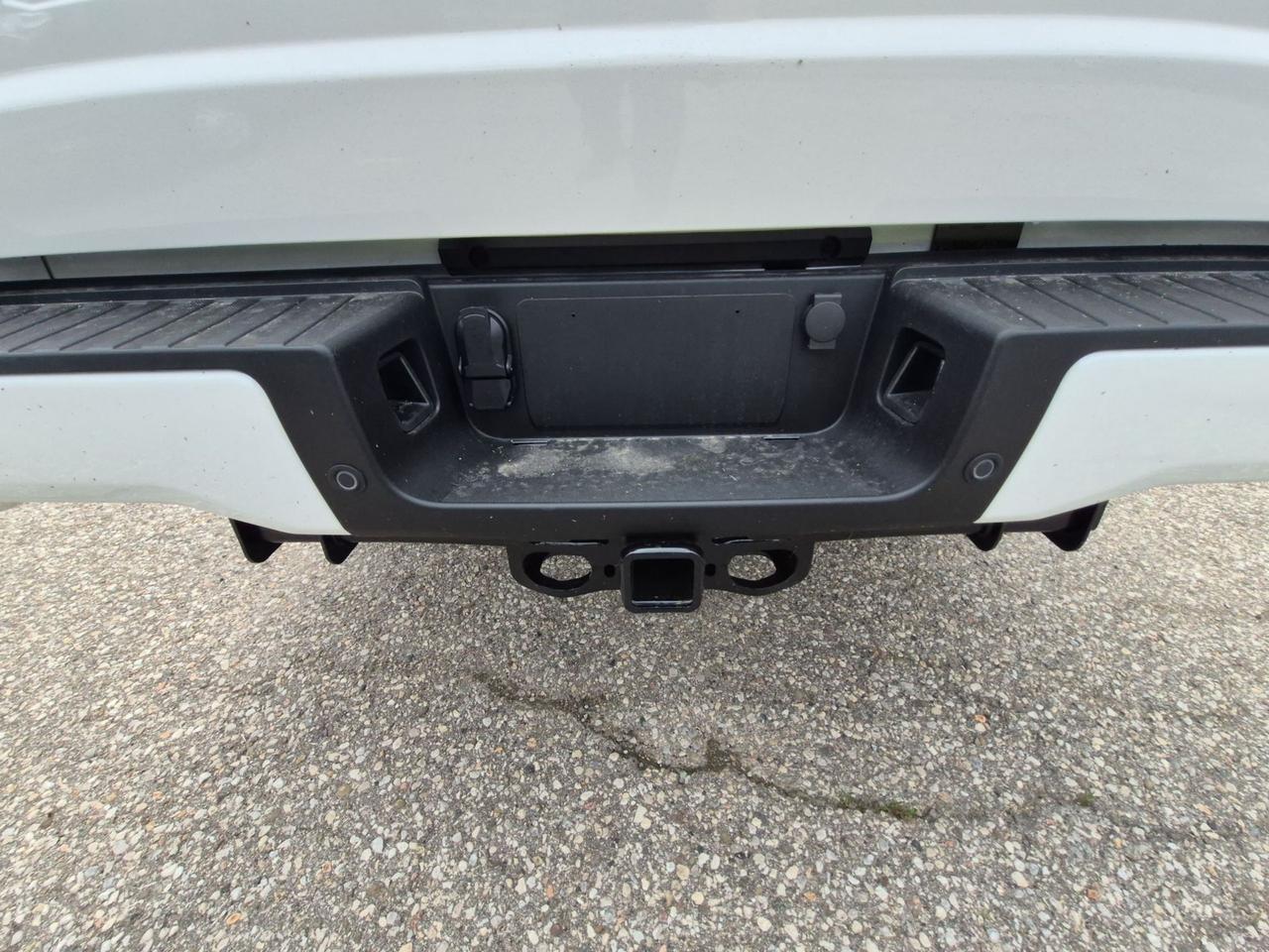 2026 Ford F-350 LARIAT 4WD, LOADED!! PREMIUM PKG, MOONROOF Photo