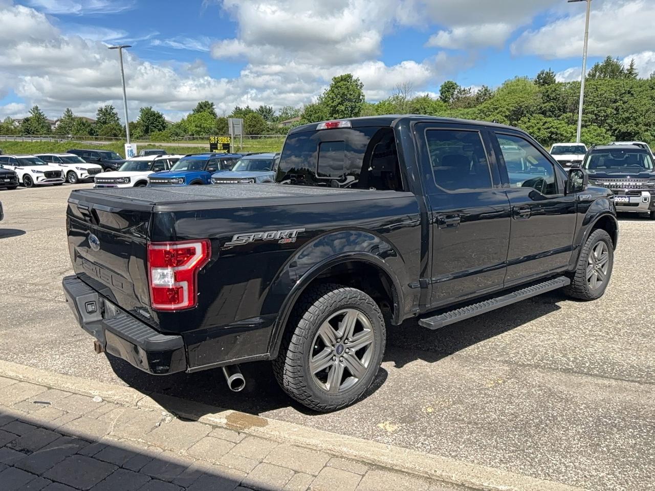 2018 Ford F-150 LOW KM'S, LOCAL TRADE, 302A SPORT! HEATED SEATS! Photo