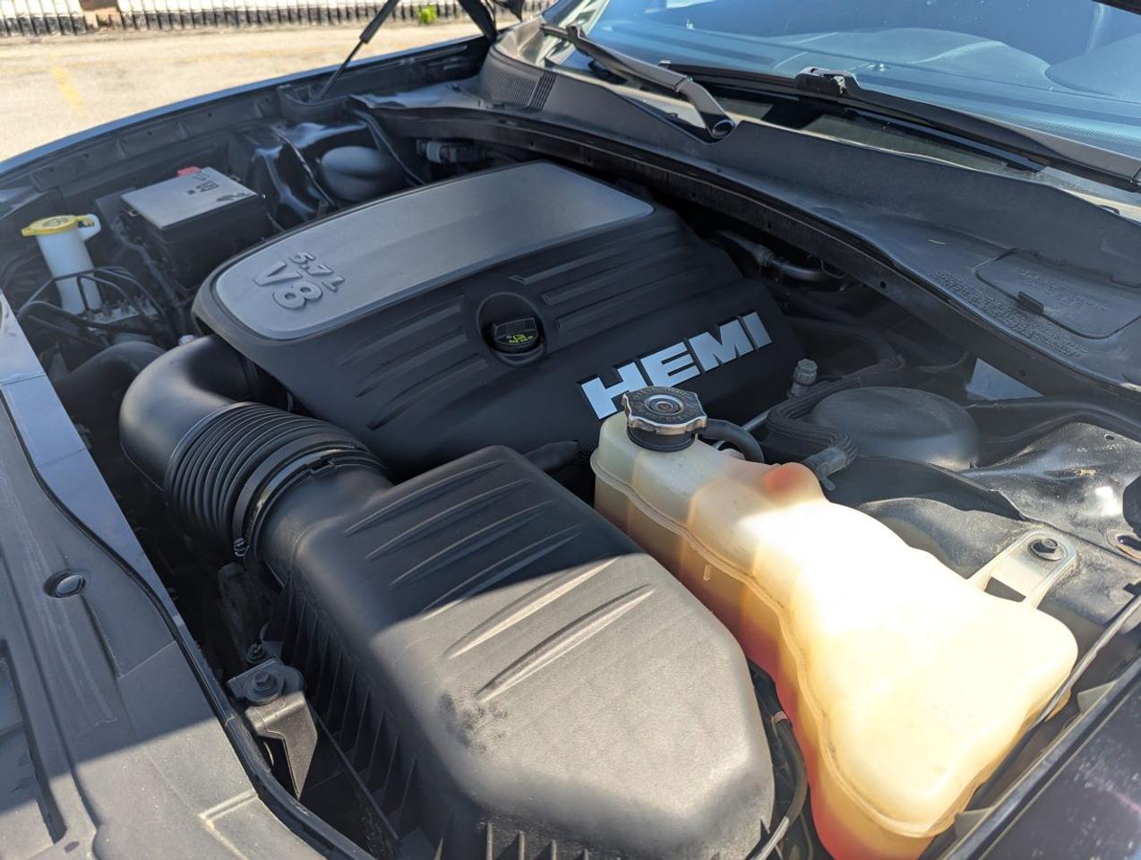 2019 Chrysler 300 300C PLATINUM EDITION SUMMER BLOWOUT SALE!! Photo