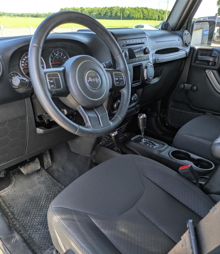 2014 Jeep Wrangler SPORT Photo