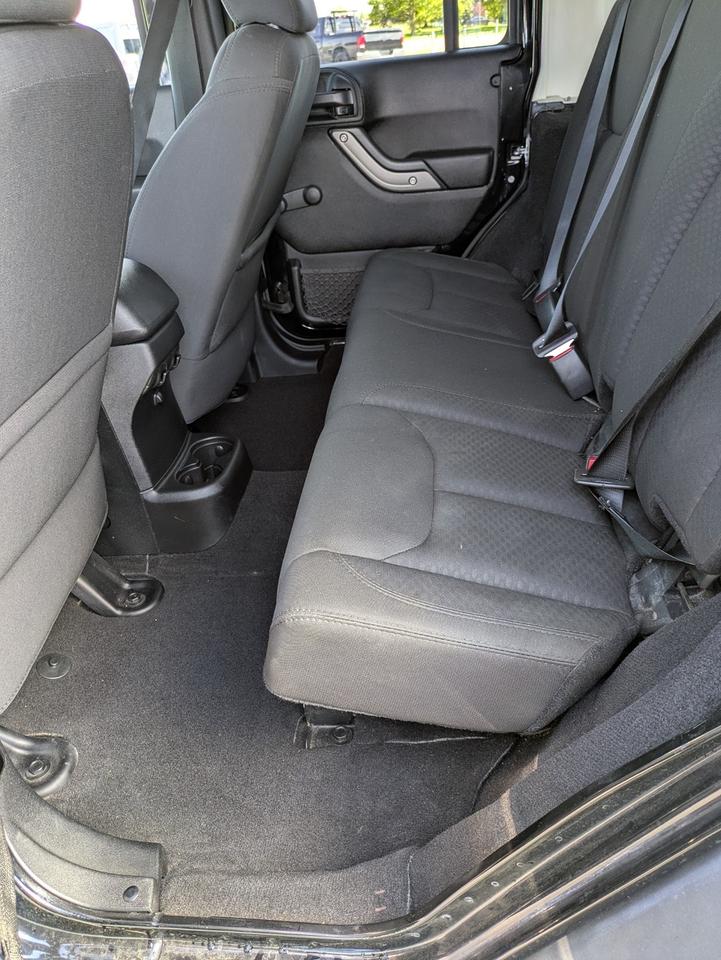 2014 Jeep Wrangler SPORT Photo