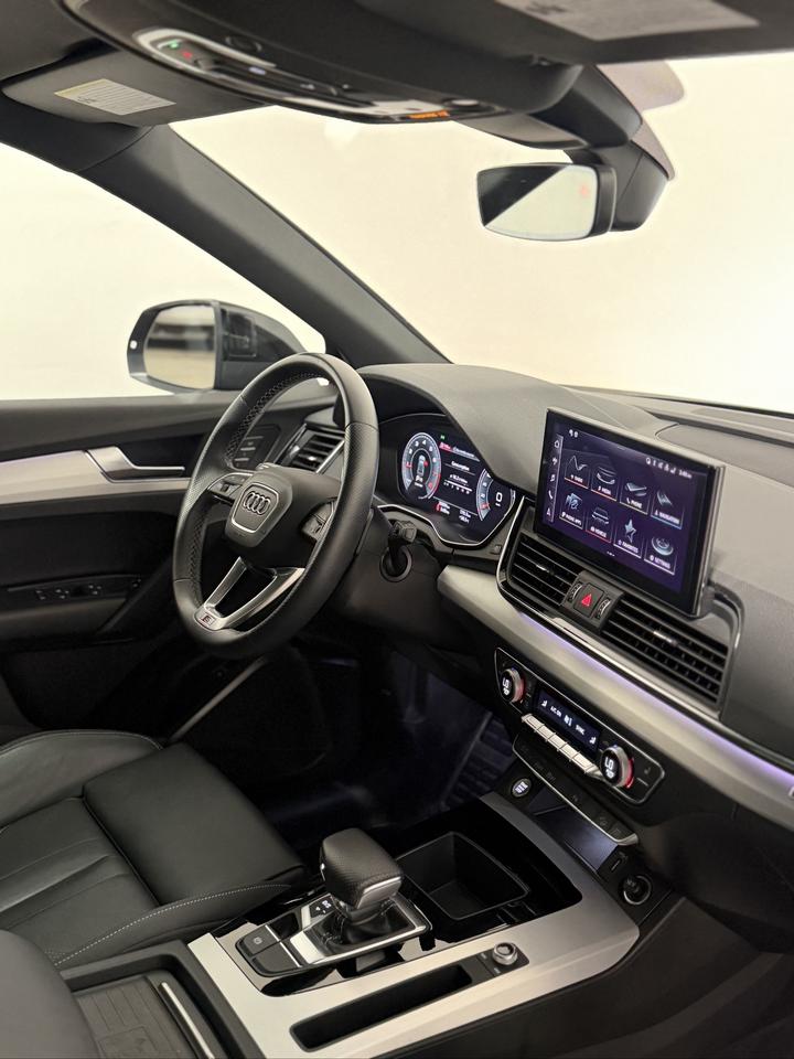 2023 Audi Q5 PROGRESSIV | BLACK OPTICS |S-LINE Photo