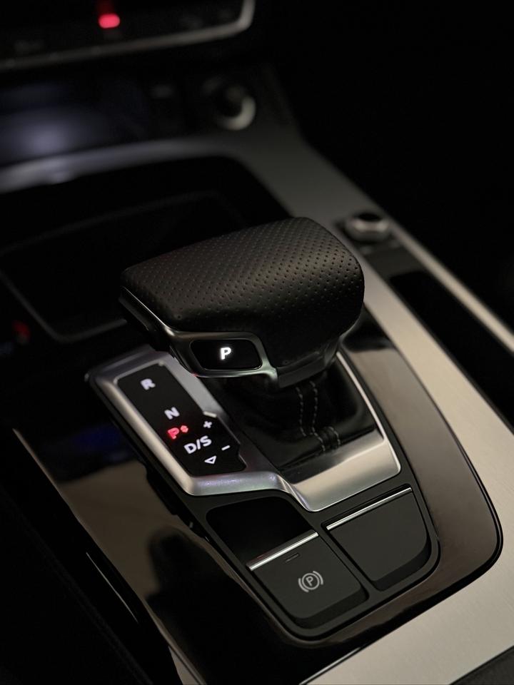 2023 Audi Q5 PROGRESSIV | BLACK OPTICS |S-LINE Photo