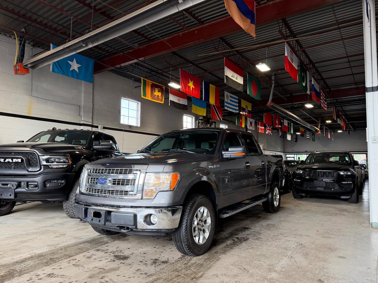 Used 2013 Ford F-150 XLT | 5.0L V8 | 4X4 | SUPER CREWCAB | HEATED SEATS for sale in North York, ON