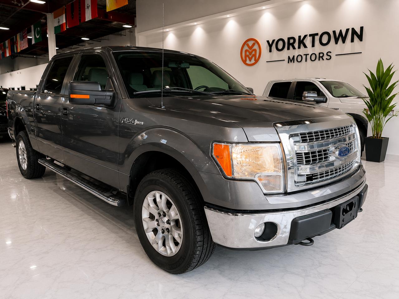 2013 Ford F-150 XLT | 5.0L V8 | 4X4 | SUPER CREWCAB | HEATED SEATS Photo3