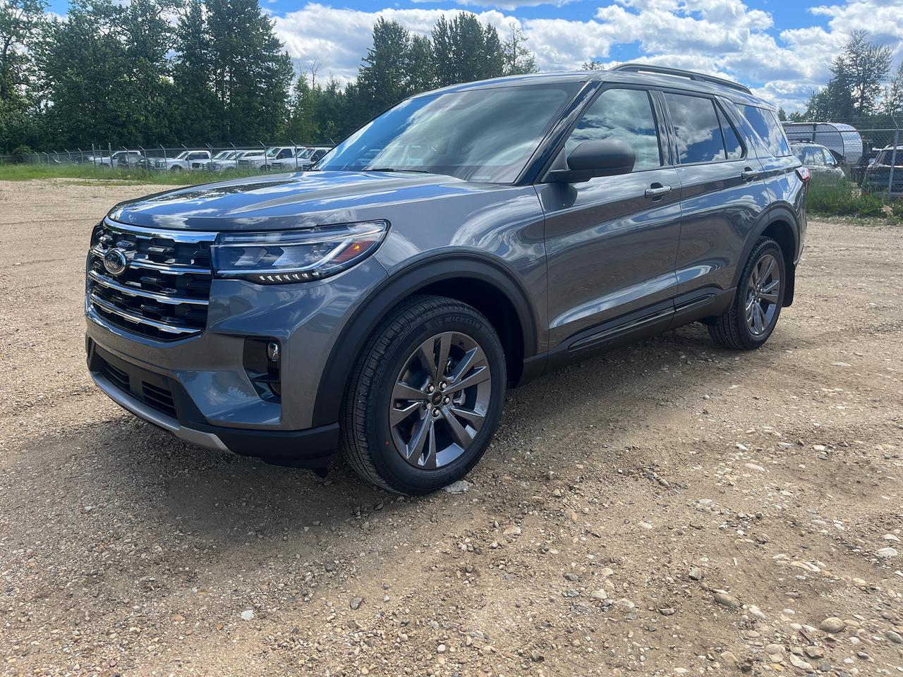 2026 Ford Explorer Active w/200A Pkg Photo0