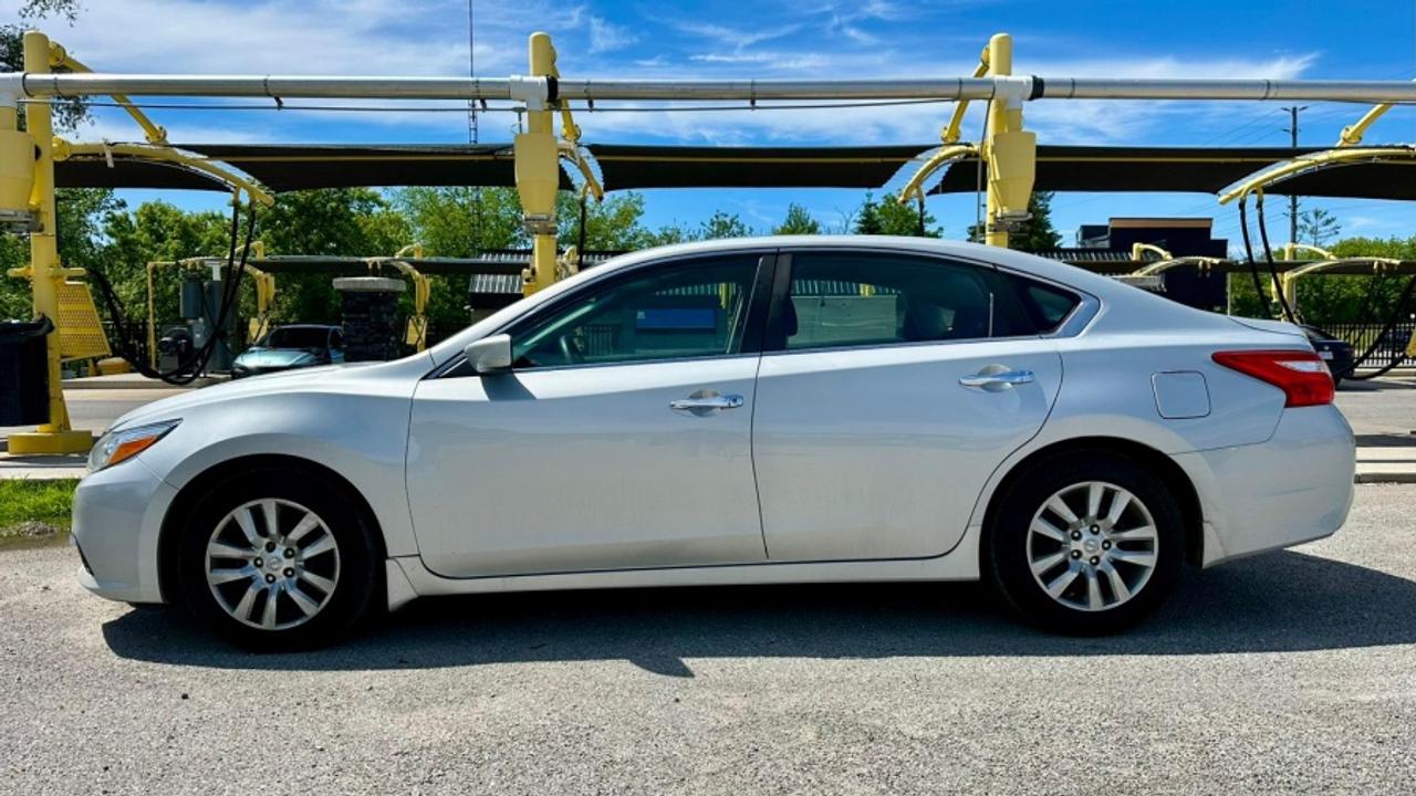 2017 Nissan Altima " Photo