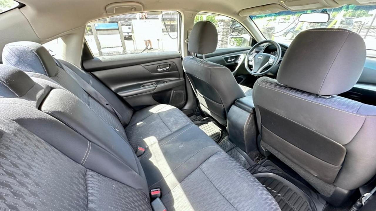 2017 Nissan Altima " Photo