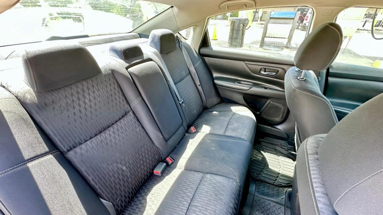 2017 Nissan Altima " Photo