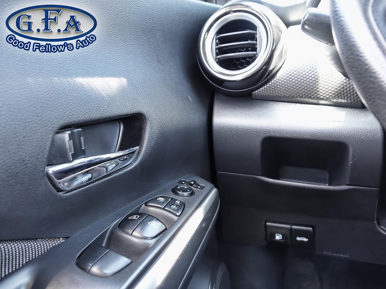 2020 Nissan Kicks SV MODEL, TWO TONE, REARVIEW CAMERA, HEATED SEATS, Photo37