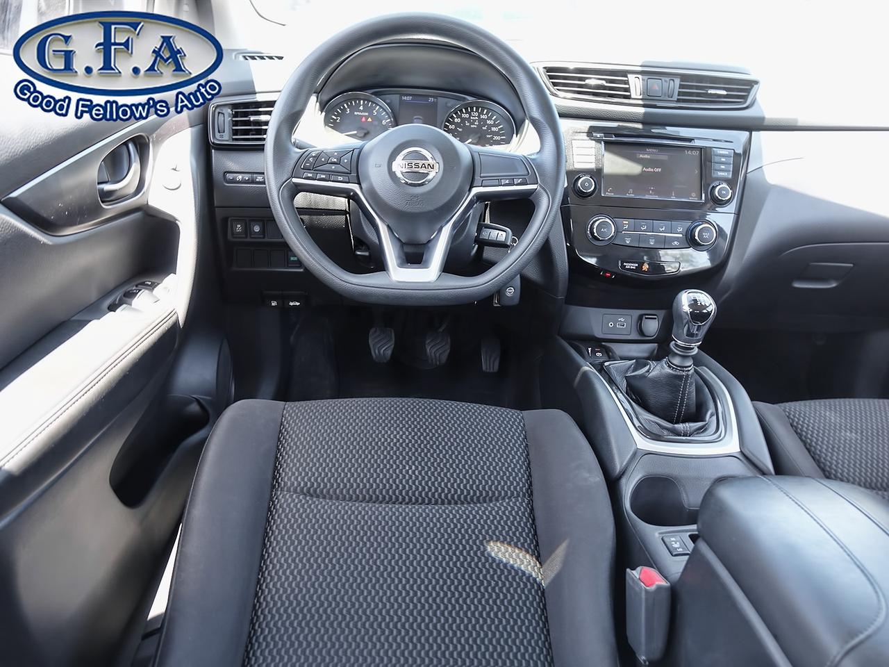 2020 Nissan Qashqai S MODEL, MANUAL, LANE DEPARTURE WARNING, BLIND SPO Photo