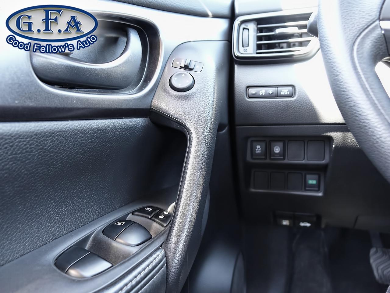 2020 Nissan Qashqai S MODEL, MANUAL, LANE DEPARTURE WARNING, BLIND SPO Photo