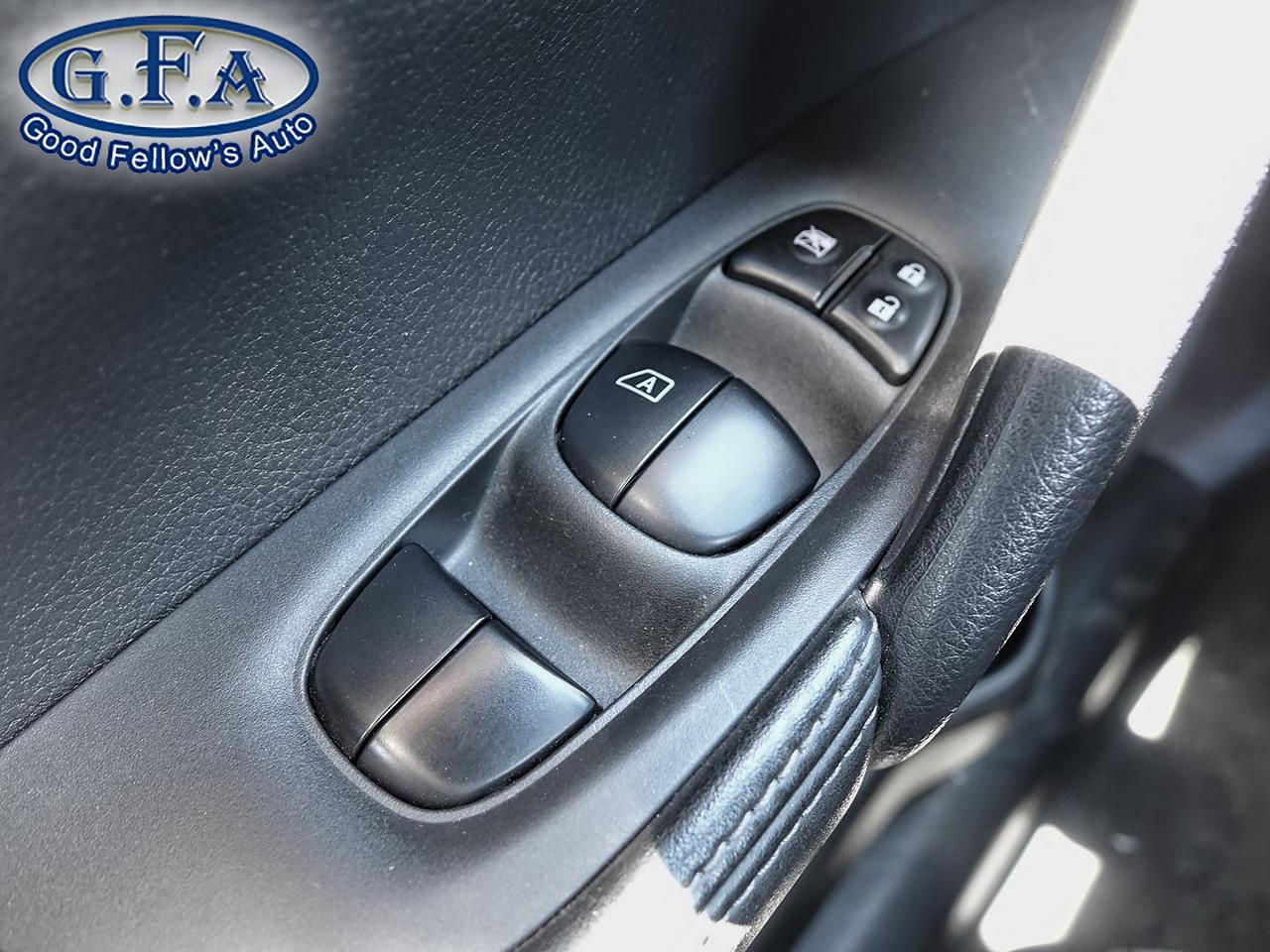 2020 Nissan Qashqai S MODEL, MANUAL, LANE DEPARTURE WARNING, BLIND SPO Photo