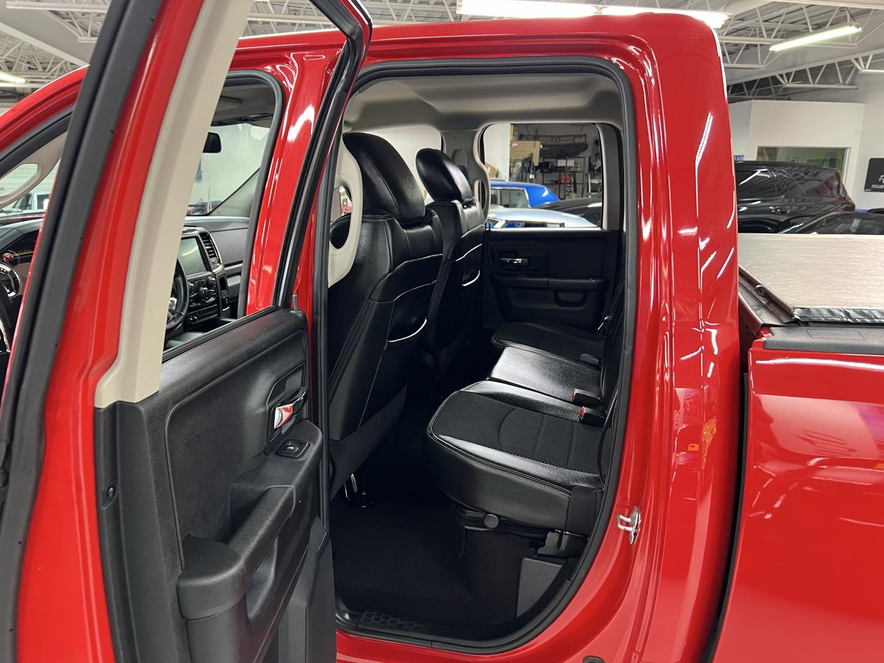 2014 RAM 1500 SPORT 1500 4x4 | HEMI V8 | Only 69,558 kms Photo