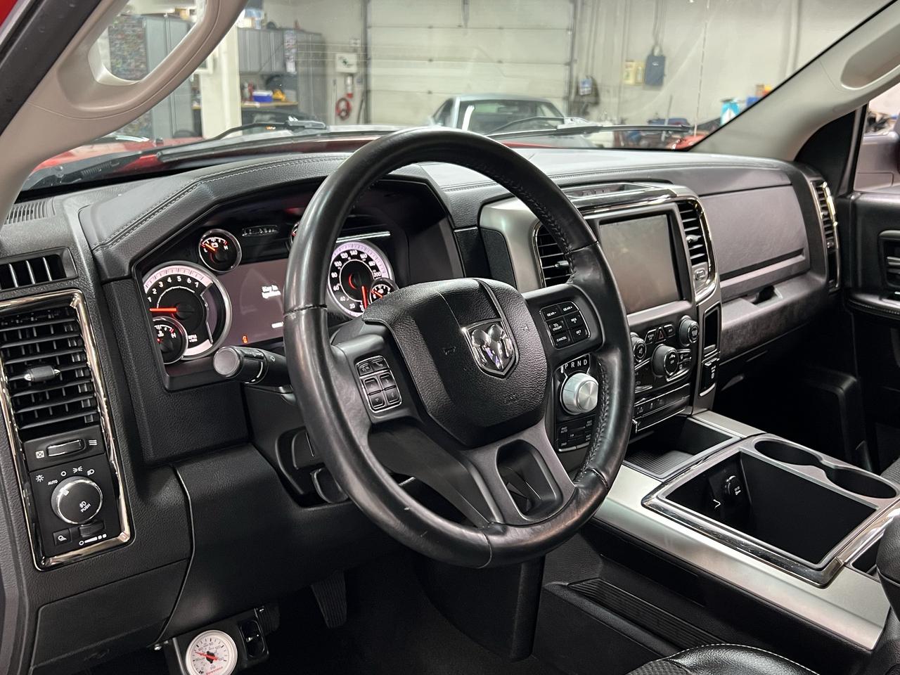 2014 RAM 1500 SPORT 1500 4x4 | HEMI V8 | Only 69,558 kms Photo