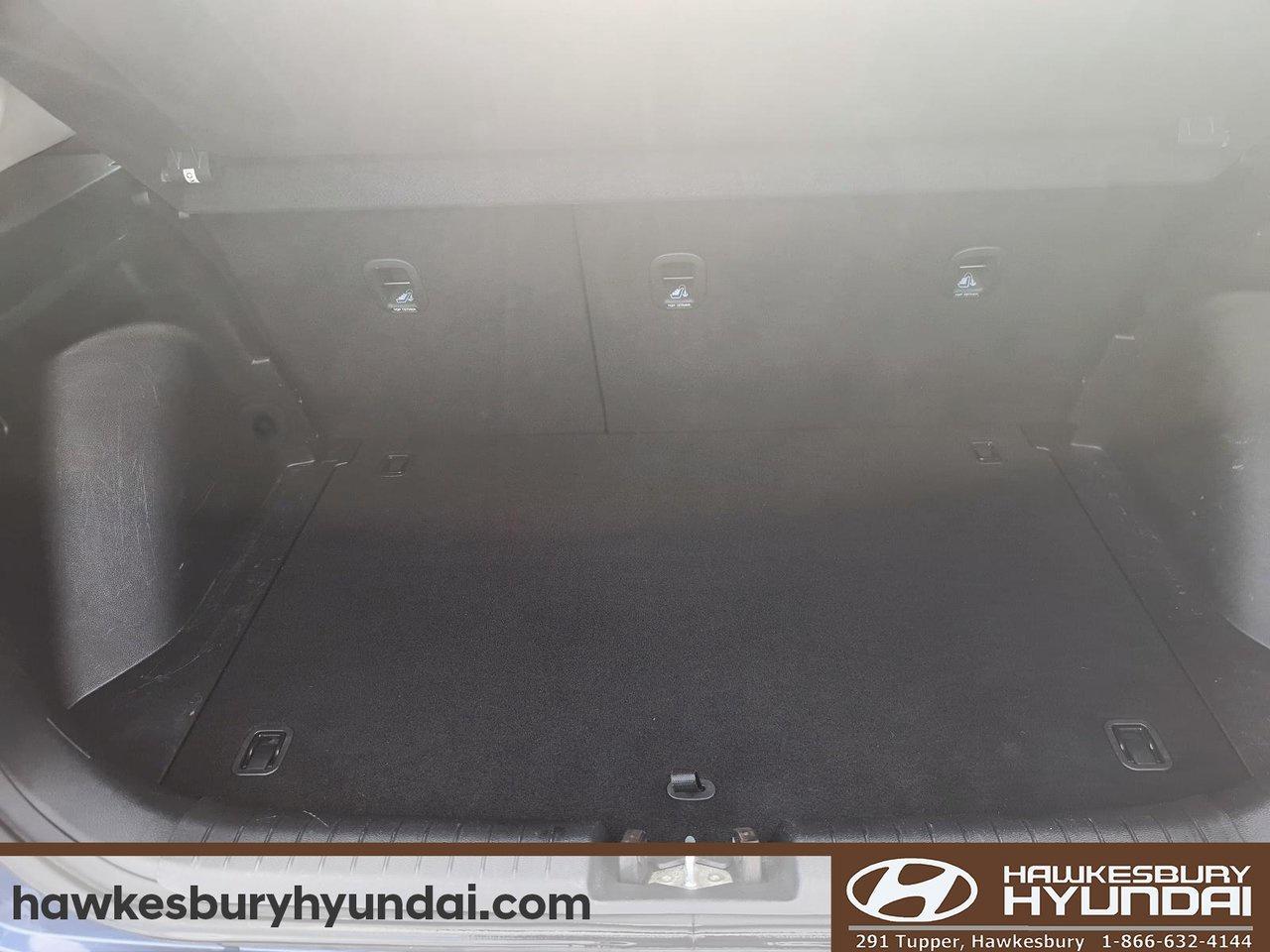 2021 Hyundai Venue Essential Photo