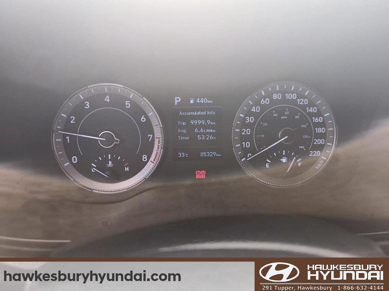 2021 Hyundai Venue Essential Photo