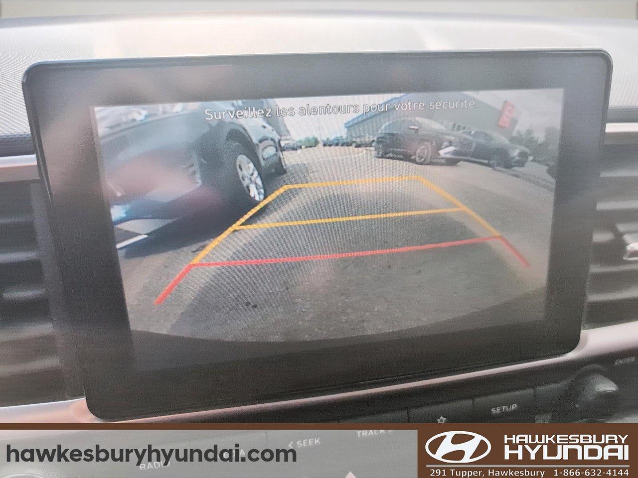 2021 Hyundai Venue Essential Photo