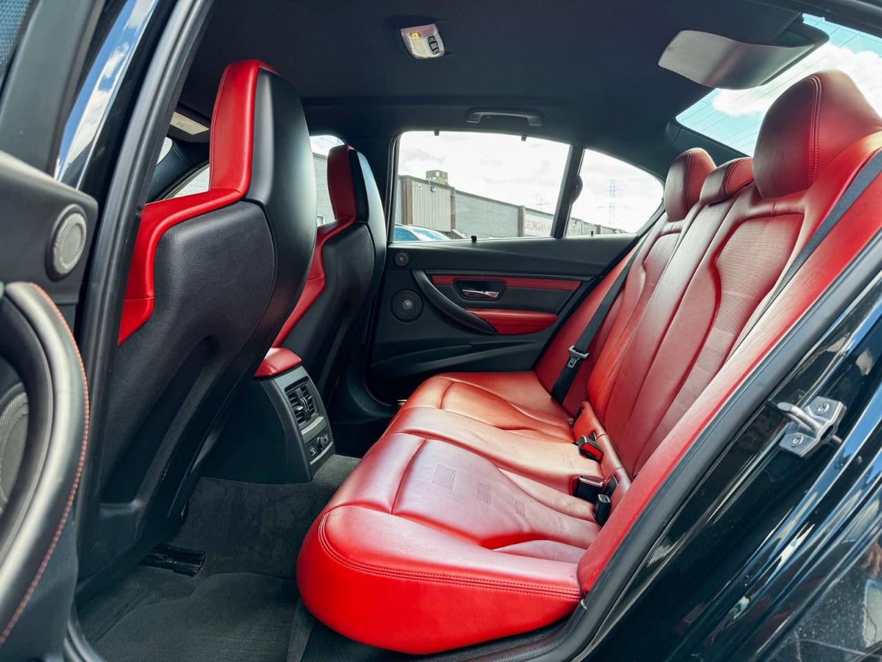 2015 BMW M3 No accidents/6 speed/Full BMW service history/Extended leather/harmon kardon Photo