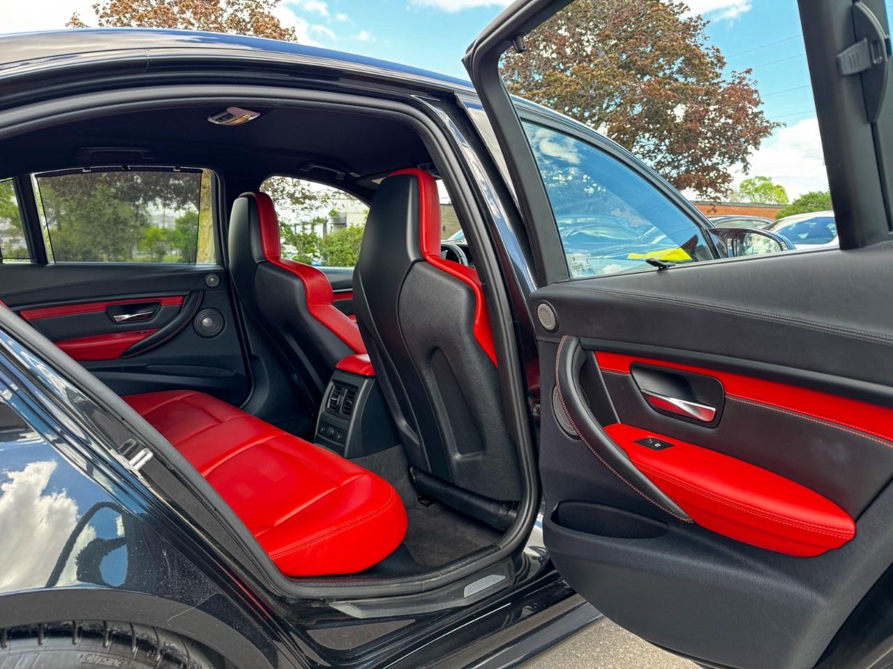 2015 BMW M3 No accidents/6 speed/Full BMW service history/Extended leather/harmon kardon Photo