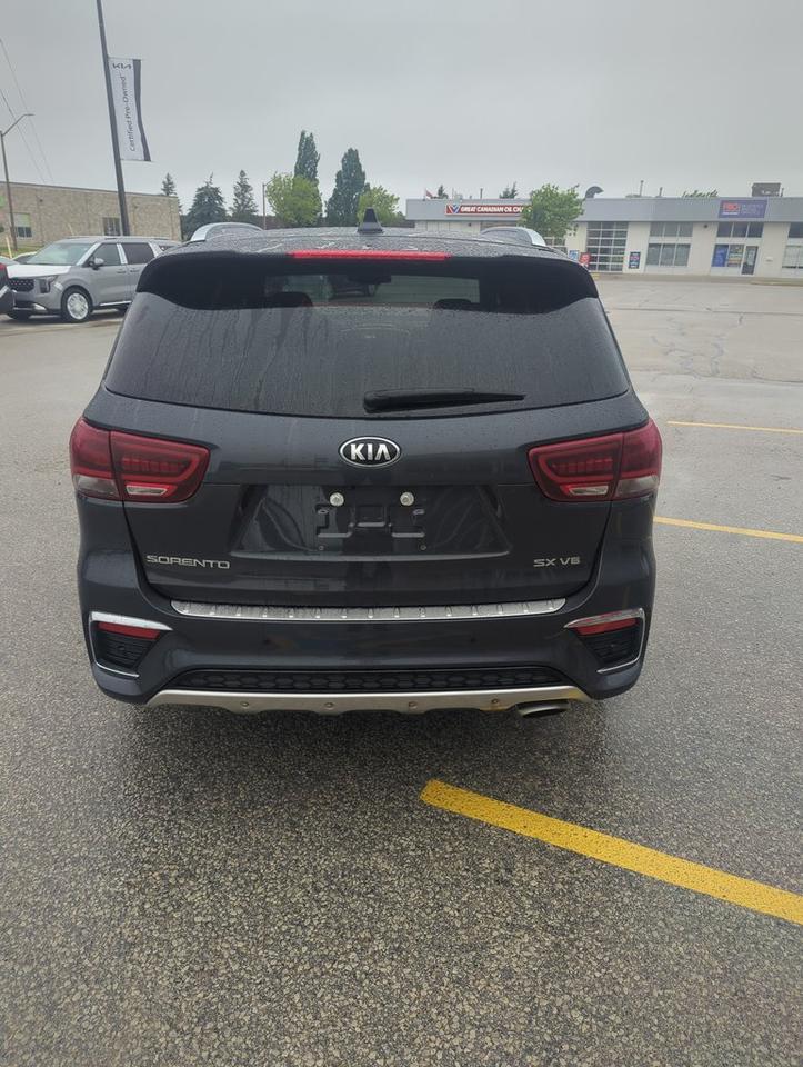 2019 Kia Sorento SX Photo3