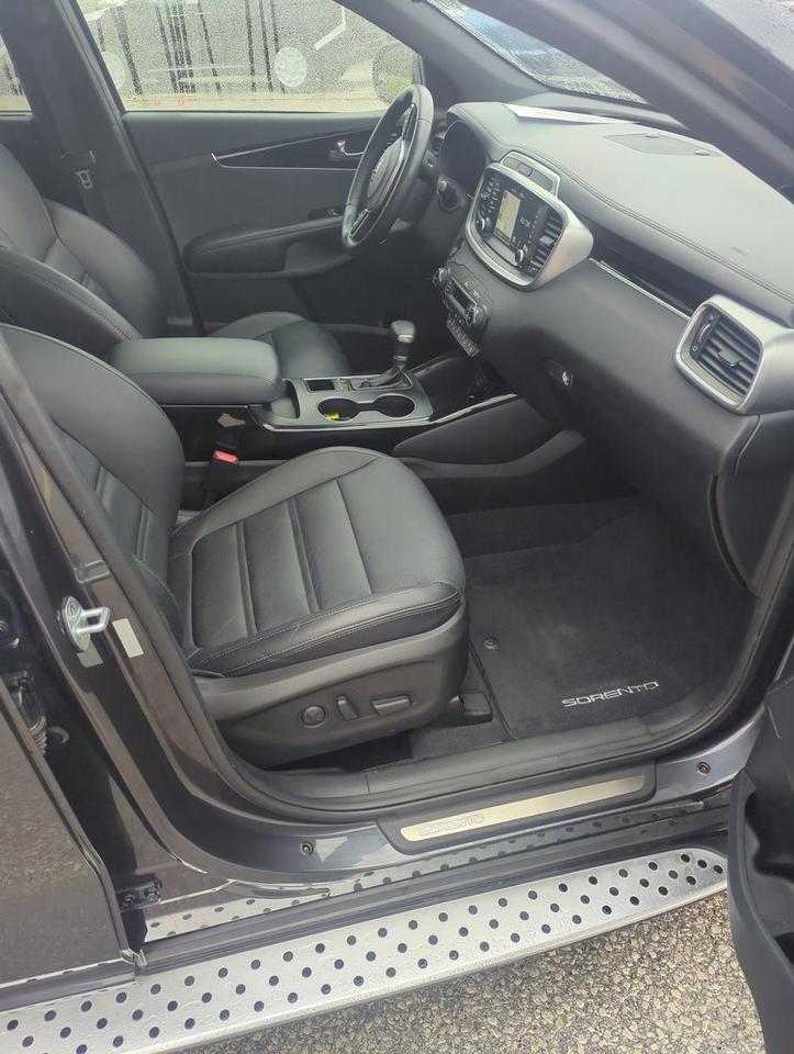 2019 Kia Sorento SX Photo