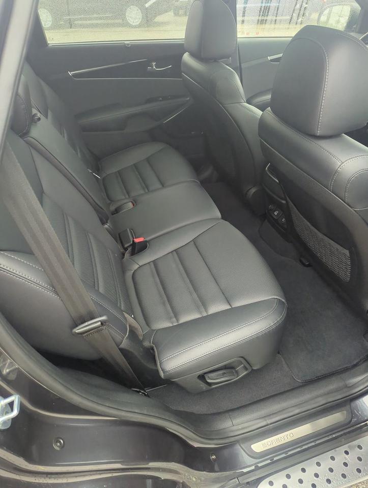 2019 Kia Sorento SX Photo