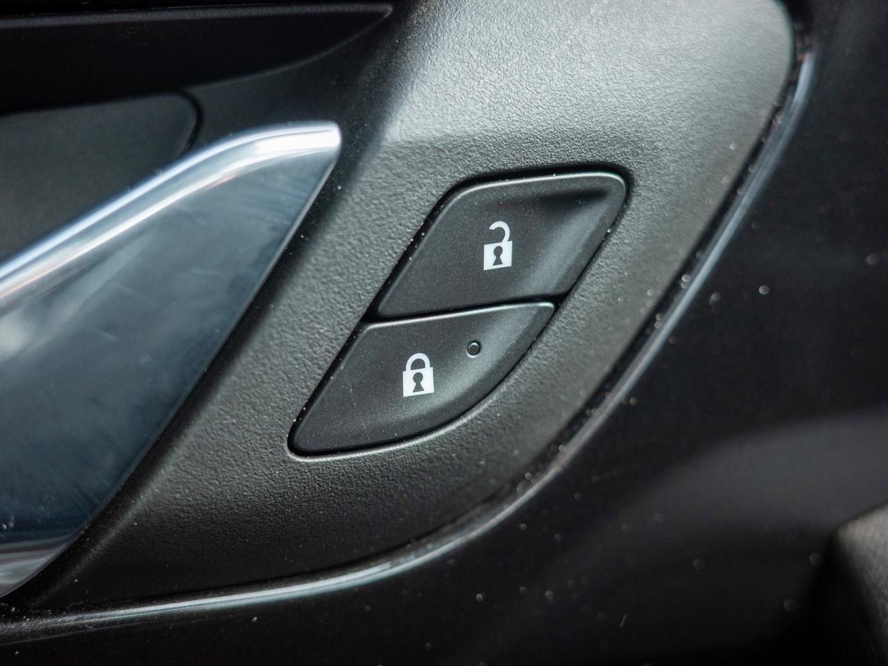 2024 Chevrolet Blazer RS - Heated Seats   Lane Assist Photo