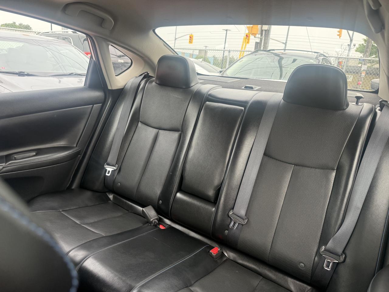 2016 Nissan Sentra *** 3 YEAR WARRANTY INCLUDED *** Photo