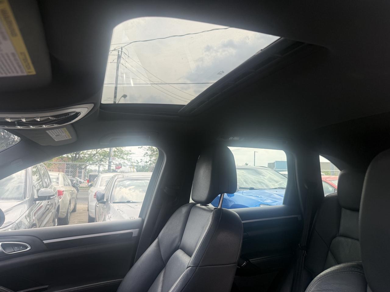 2012 Porsche Cayenne *** BLOWOUT SALE *** Photo