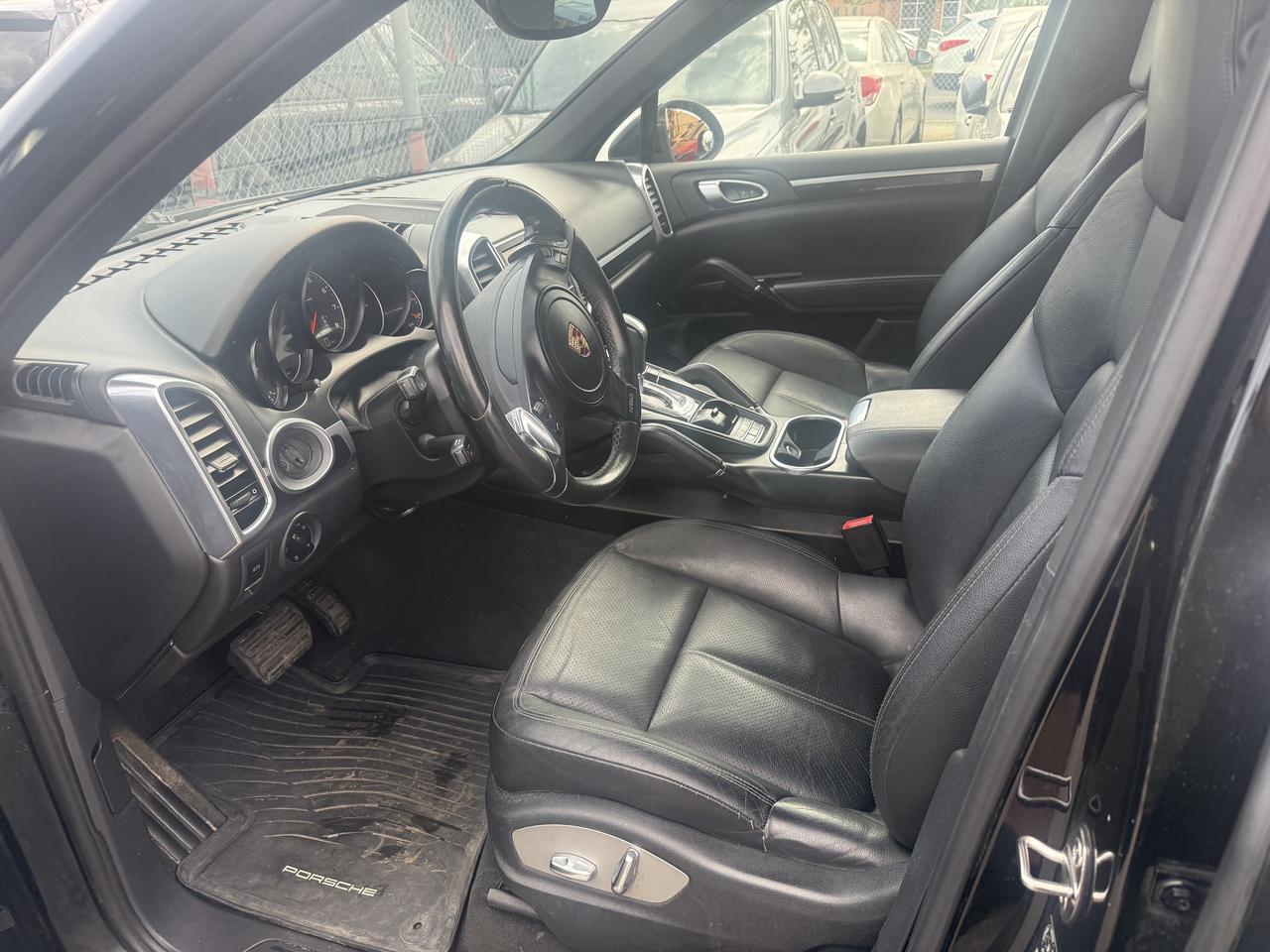 2012 Porsche Cayenne *** BLOWOUT SALE *** Photo
