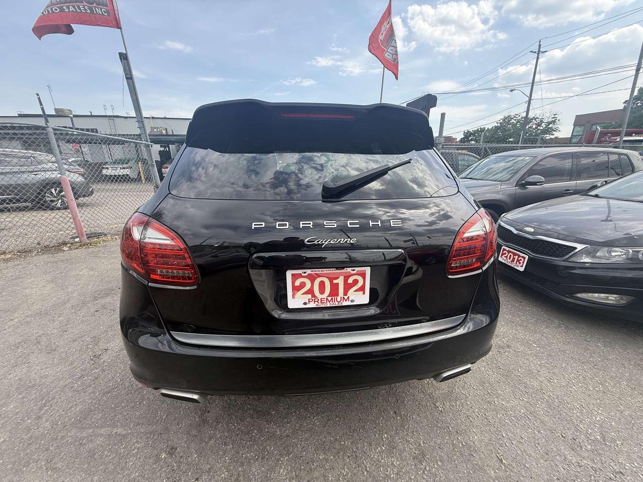 2012 Porsche Cayenne *** BLOWOUT SALE *** Photo