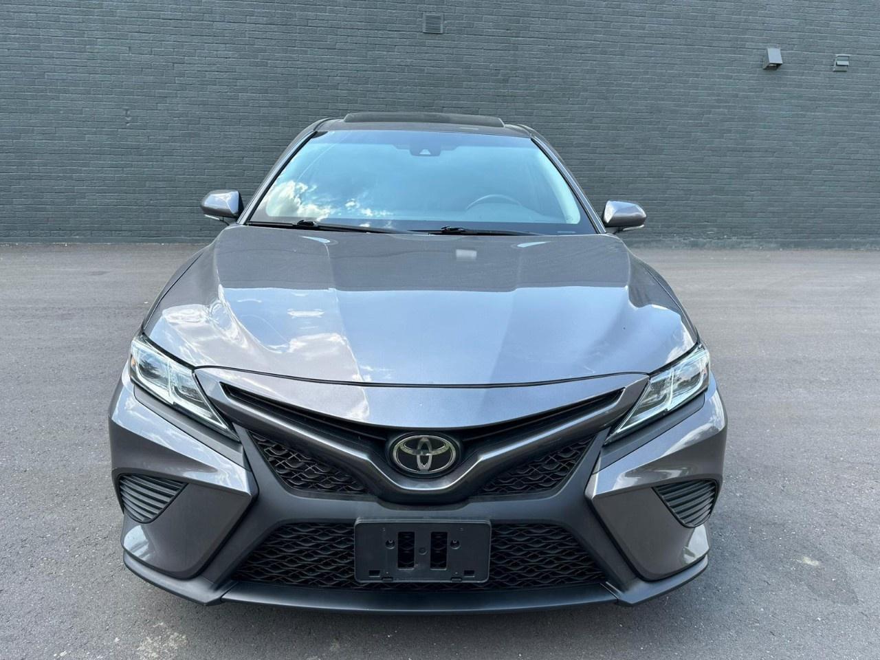2018 Toyota Camry SE Auto (SE) Photo