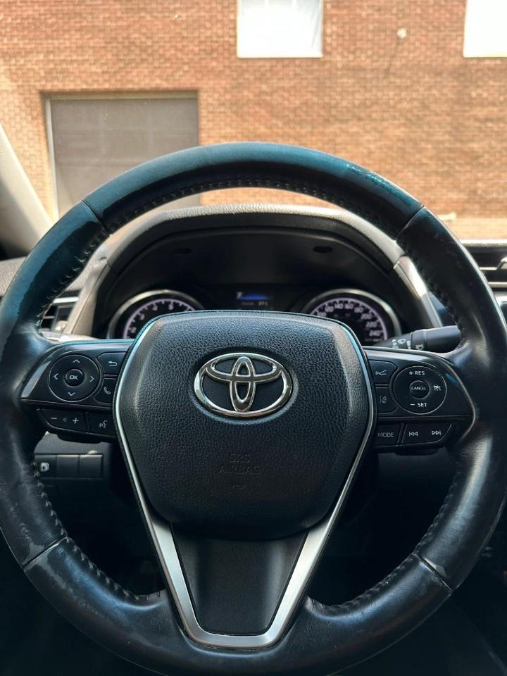 2018 Toyota Camry SE Auto (SE) Photo