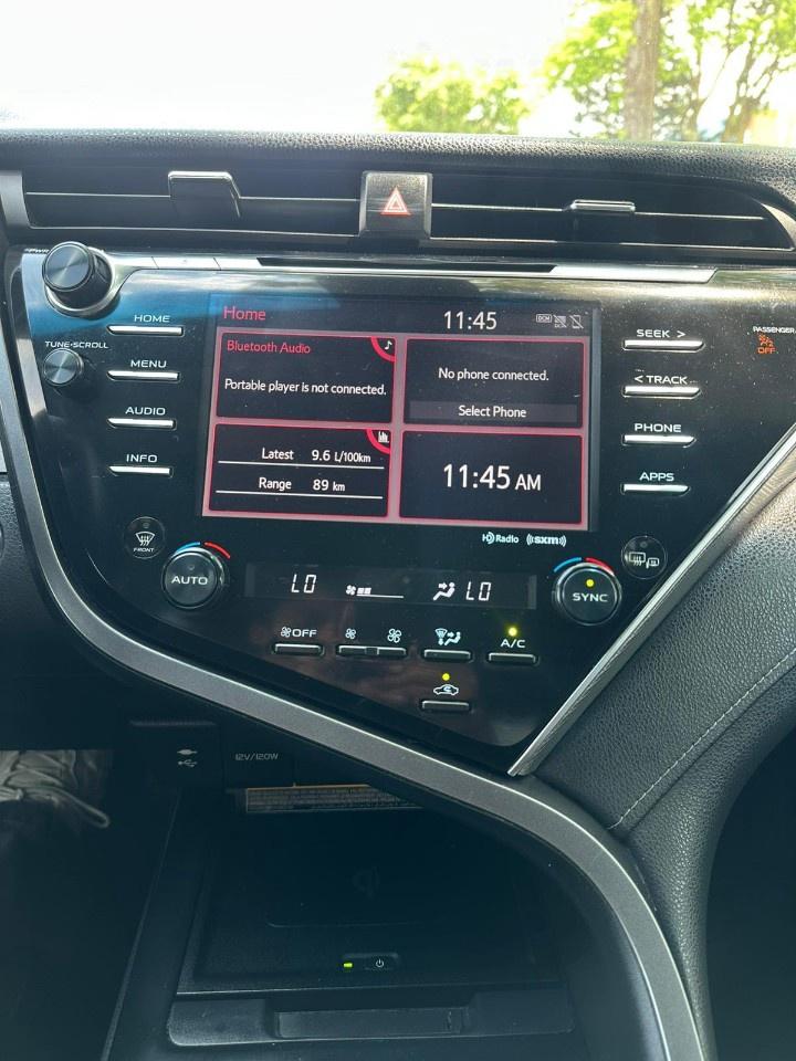 2018 Toyota Camry SE Auto (SE) Photo