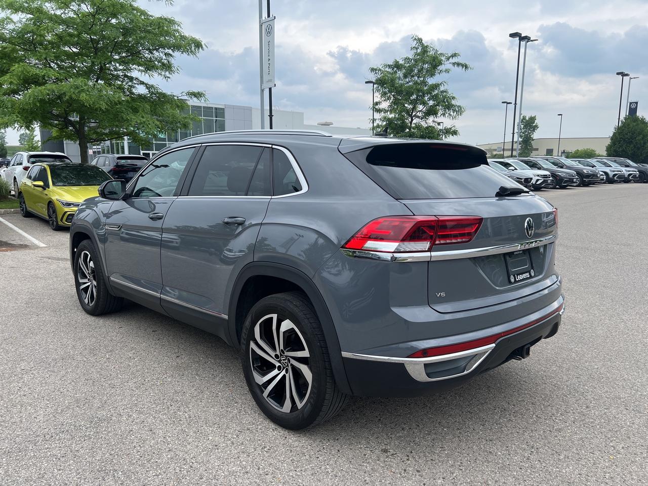 2023 Volkswagen Atlas Cross Sport Highline 3.6 FSI 4MOTION Photo2