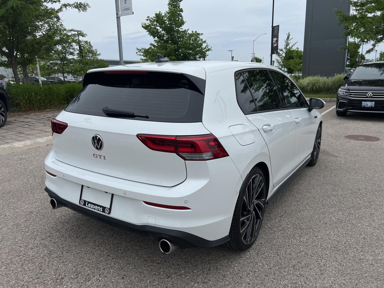 2024 Volkswagen Golf GTI Performance Auto Photo4