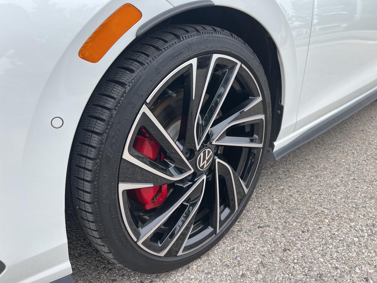 2024 Volkswagen Golf GTI Performance Auto Photo