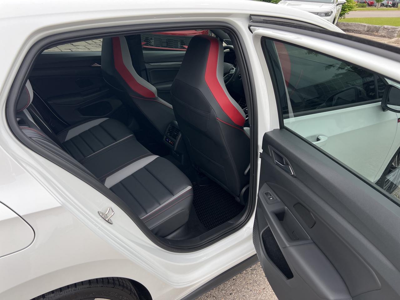 2024 Volkswagen Golf GTI Performance Auto Photo
