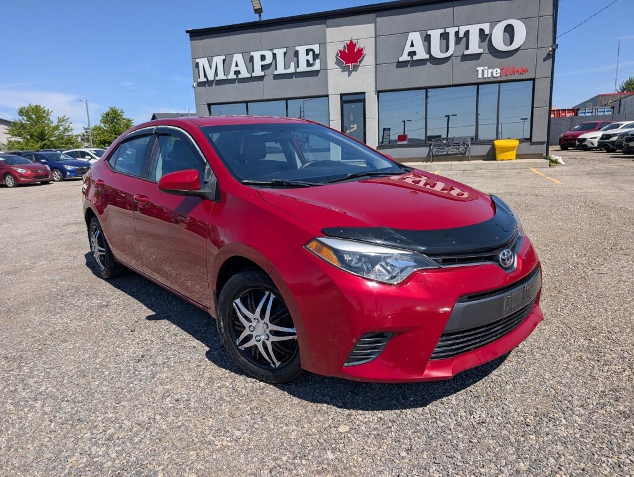 2015 Toyota Corolla LE Photo