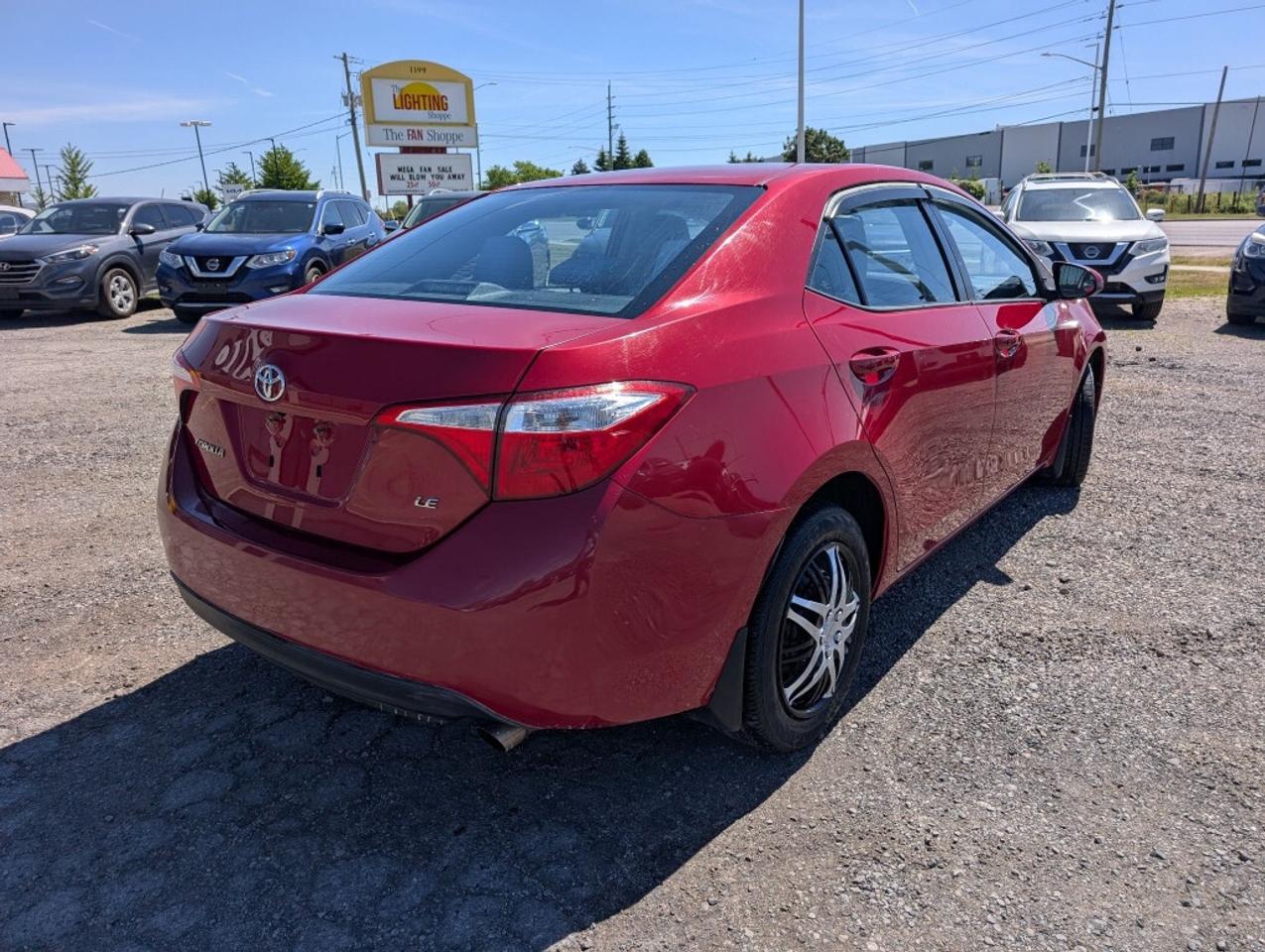 2015 Toyota Corolla LE Photo