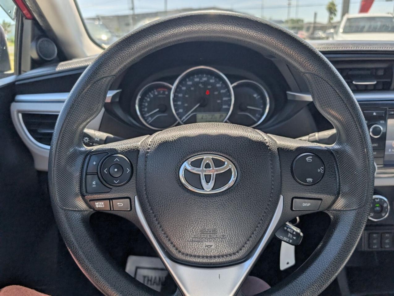 2015 Toyota Corolla LE Photo