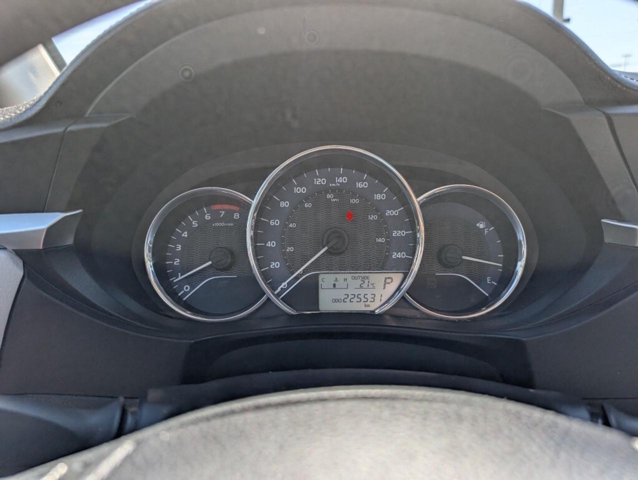 2015 Toyota Corolla LE Photo